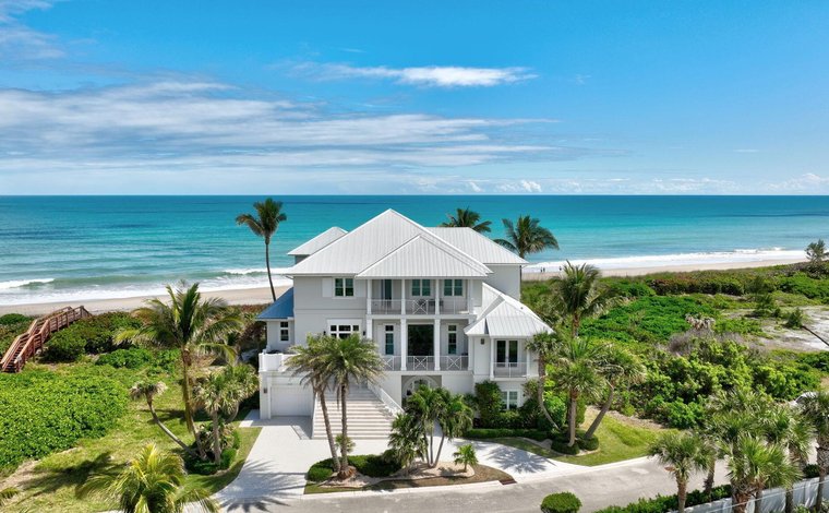 Embrace the Sunshine State: Your Dream Beachfront Home Awaits in Florida